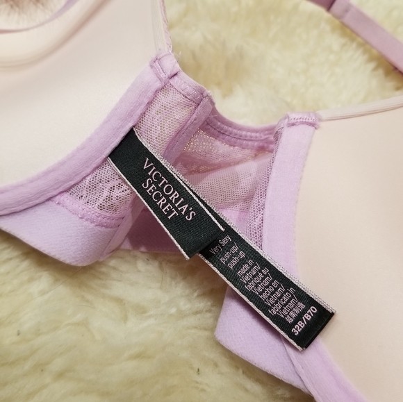 Victoria's Secret Very Sexy Bra - Picture 4 of 4